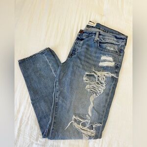 GAP Relaxed Boyfriend Light Blue Jeans